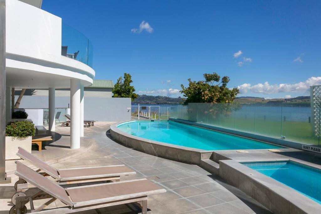 Waimahana - Luxury By The Lake Taupo Eksteriør billede